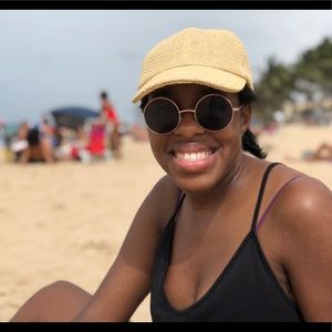 Meet your Posher, Christine